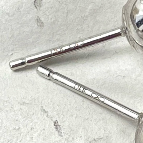 14K White Gold Round 5mm Studs - Picture 3 of 5